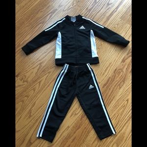 adidas Matching Sets - Adidas Set - Boys 2T - Great Condition! adidas Matching Sets - Adidas Set - Boys 2T - Great Condition!